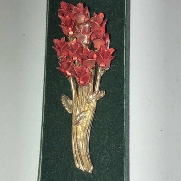 Vintage New In Box DM 97 Signed Gold Tone & Pink Floral Bouquet Brooch Pin - Picture 1 of 8